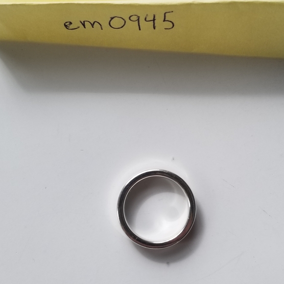 AUTHENTIC Tiffany & Co 1837 Narrow Ring (4 US) - Picture 5 of 16